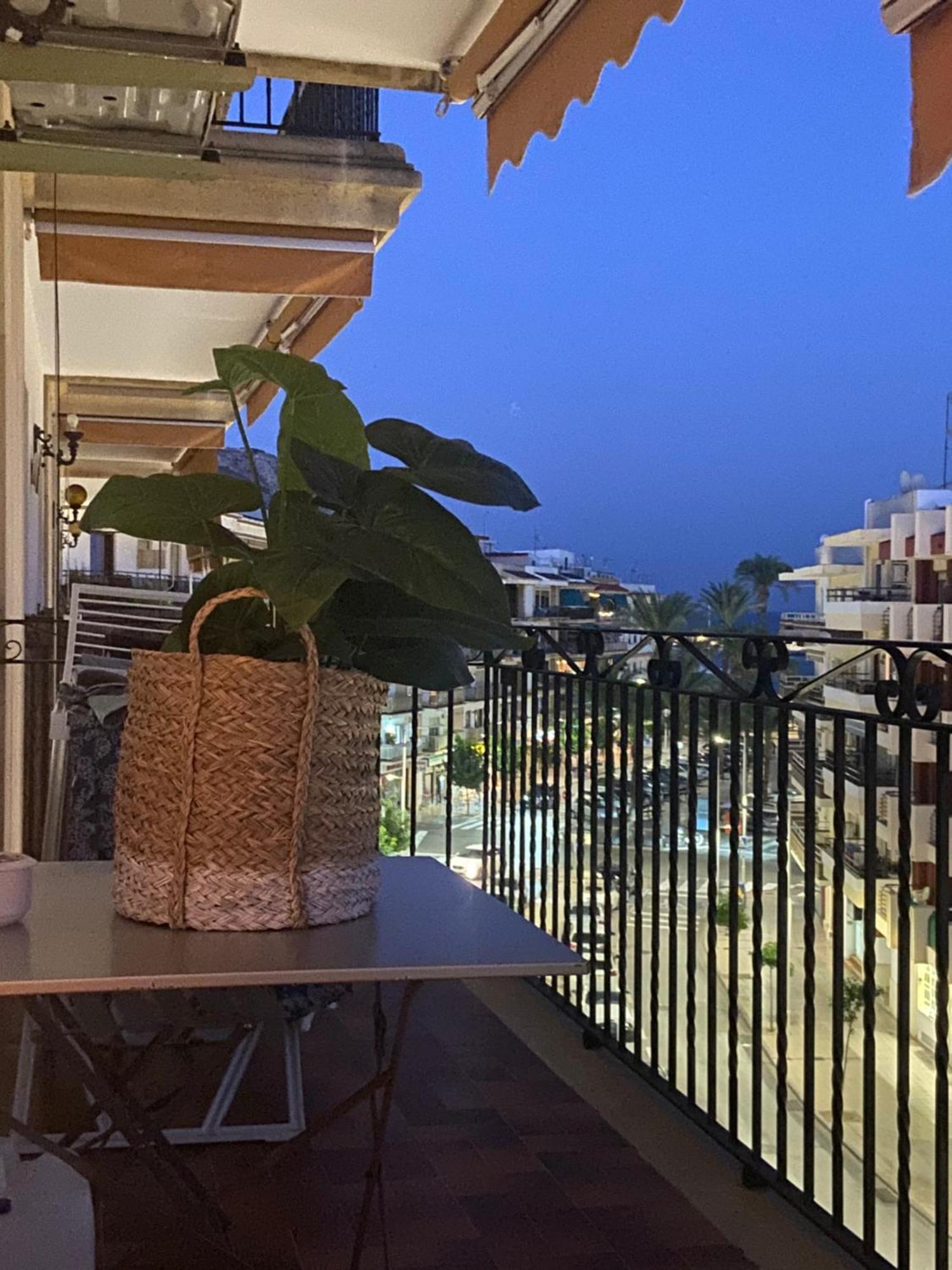 Javea Au Port Vue Mer Devant La Plage Grand Appartement Terrasse Clim Et Wifi Exterior photo